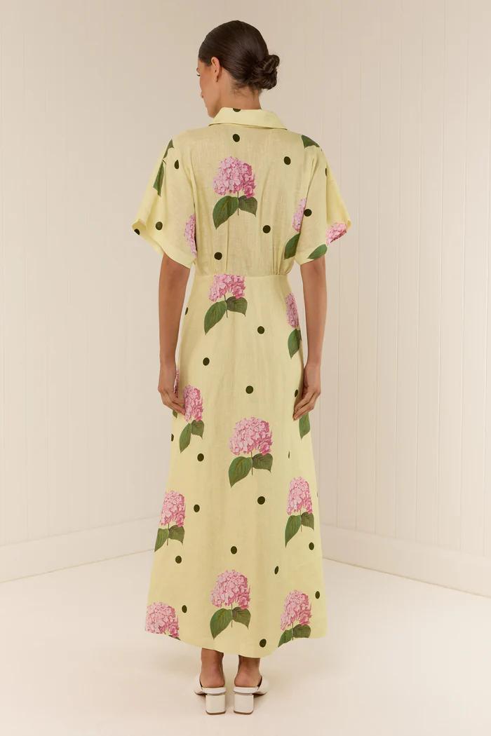 Marisa maxi jurk met Portofino polka dot print en bloemen, gele jurk met V-hals