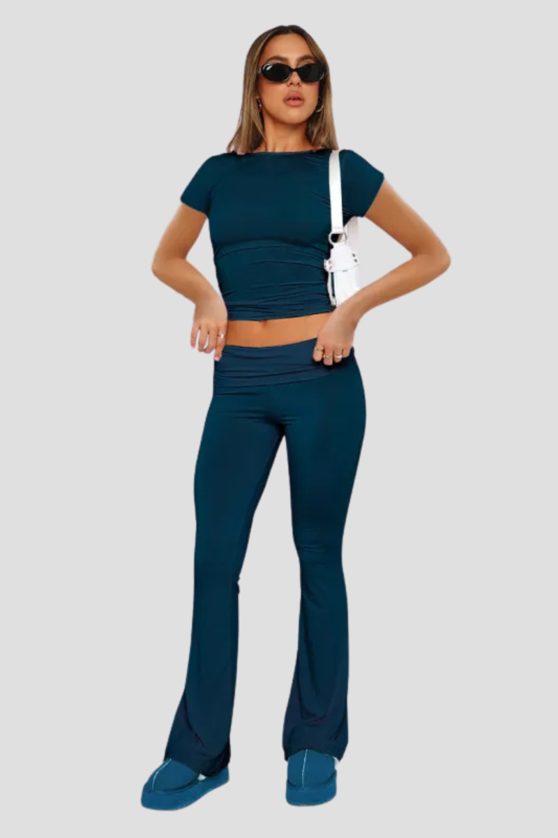 Mila |Set met Flared Broek en Crop Top