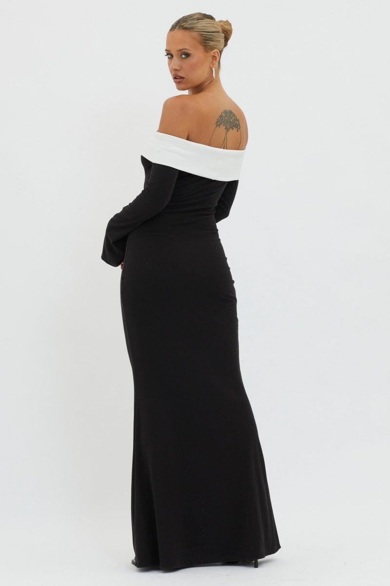 Zwarte off-shoulder maxi jurk met lange mouwen van elastische knit stof – elegante damesjurk voor gala, diner en formele gelegenheden.