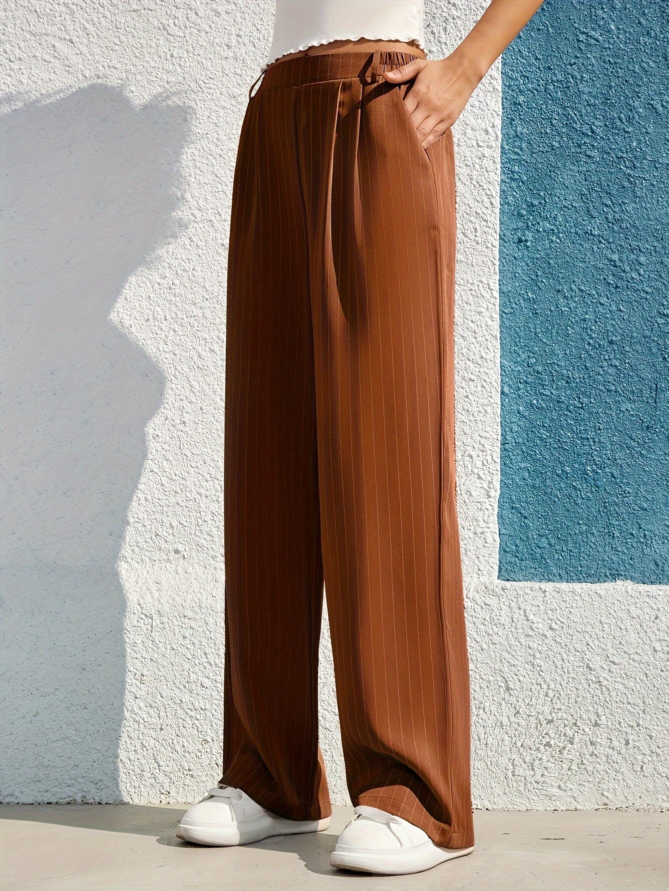 Manita | Gestreepte Rechte Broek met Hoge Taille