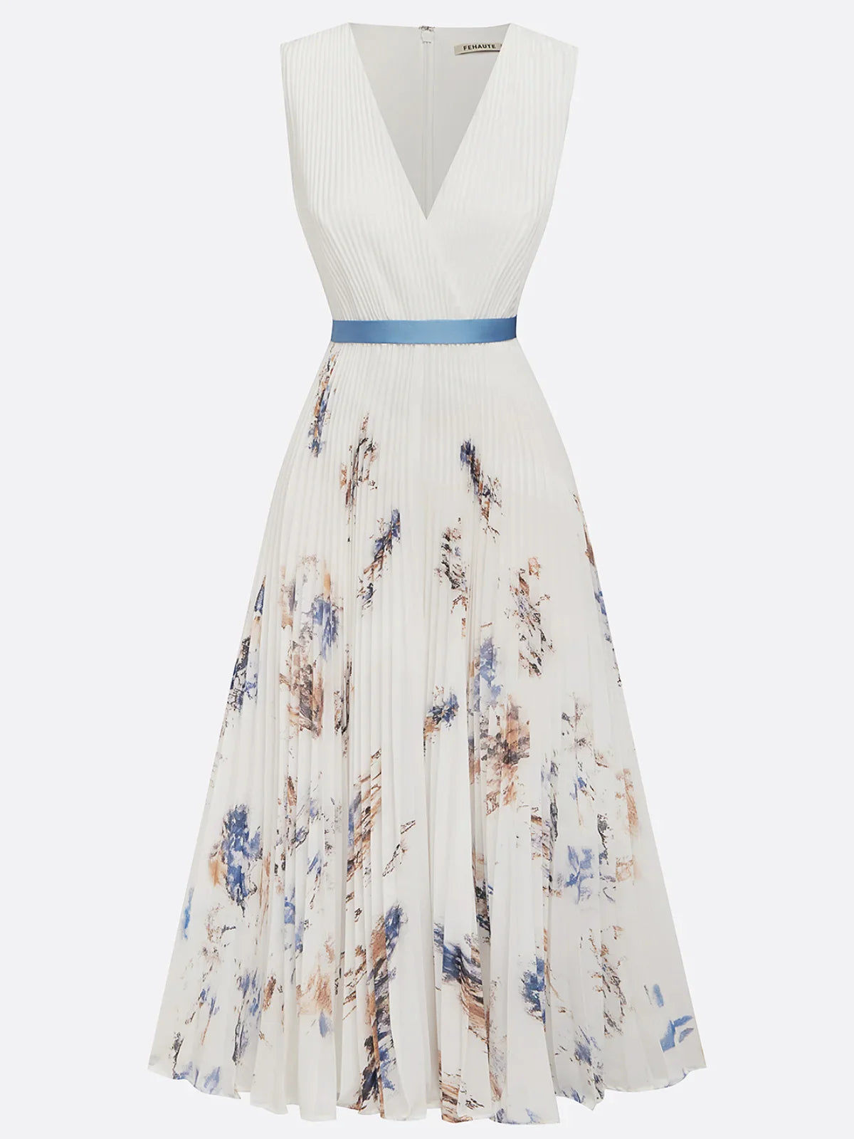Vivienne plissé midi jurk met V-hals en romantische print in blauw en beige – Ivory & Silk