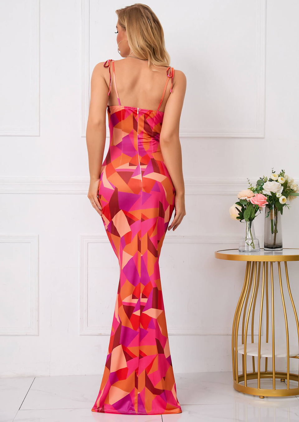 Taylor roze maxi jurk met bloemenprint en strikbandjes