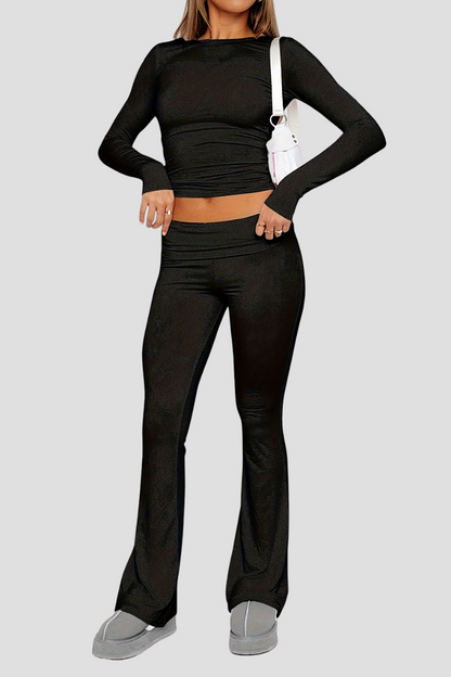 Mila |Set met Flared Broek en Crop Top